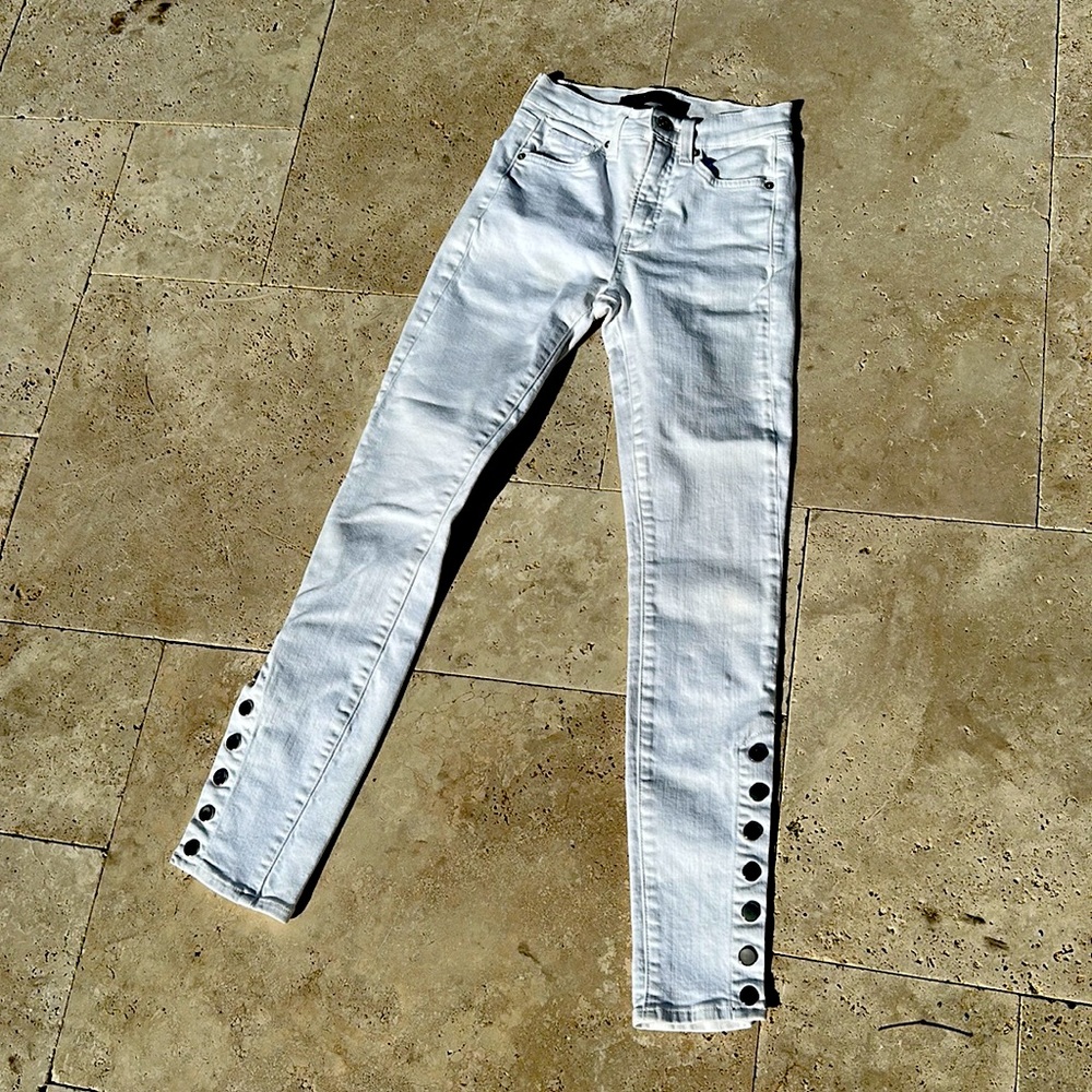 Size 24 Veronica beard white skinny with buttons on side